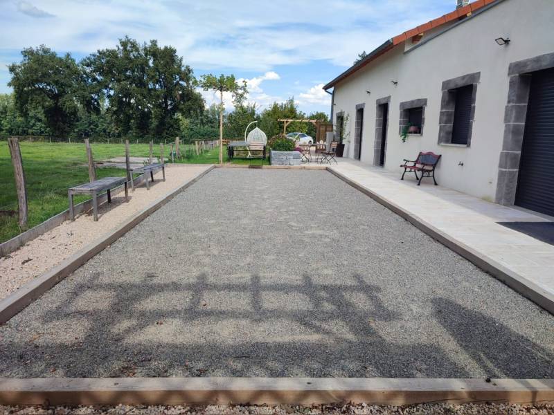 construction terrain boules Roanne