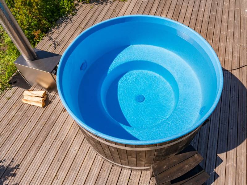 Bain nordique avec escalier